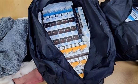 Од Македонија преку Србија до Австрија: Жена која патувала со автобус се обидела да прошверцува над 1.700 кутии цигари