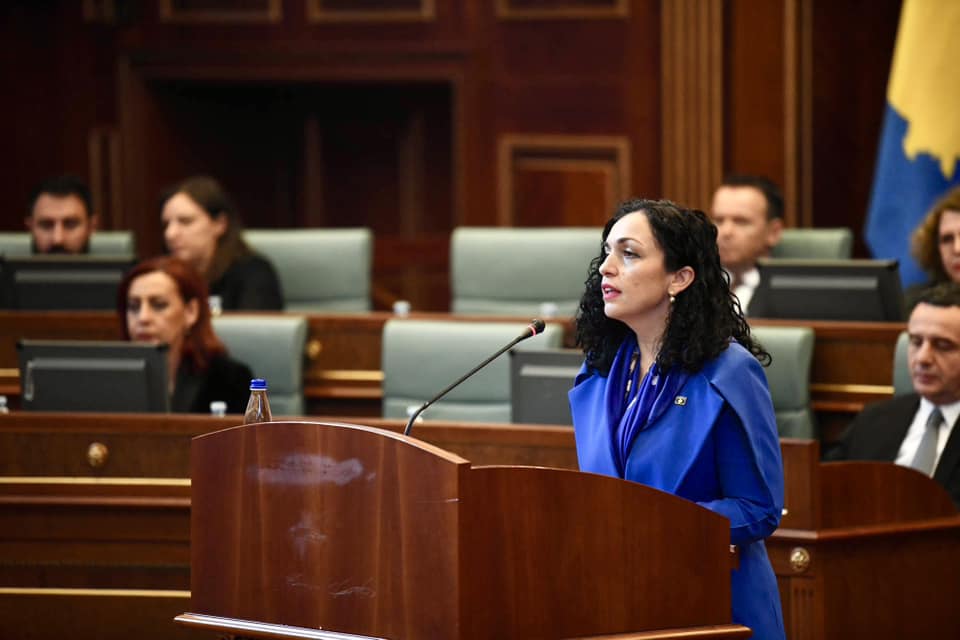 Претседателката на Косово упати честитки до Гордана Силјановска Давкова, таа одговори