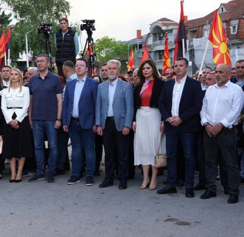 Познатиот македонски ортопед се приклучи промените: Д-р. Виктор Камнар на митингот на ВМРО-ДПМНЕ во Радовиш
