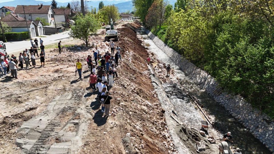 Мисајловски: Градоначалникот на Бутел заедно со неговиот тим успеваат да ги решаваат децениските проблеми на граѓаните