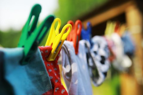 Трик за сушење алишта кој е вистински хит: Омилената облека ќе ви се исуши за 2 минути