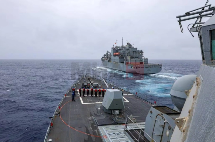Авион на американската морнарица прелета над Тајванскиот теснец, ден по разговорите меѓу шефовите на одбраната на САД и Кина