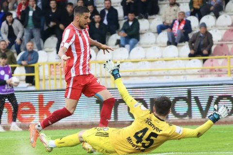 Феноменална партија на Аврамовски: Два гола и асистенција за победа на Болуспор