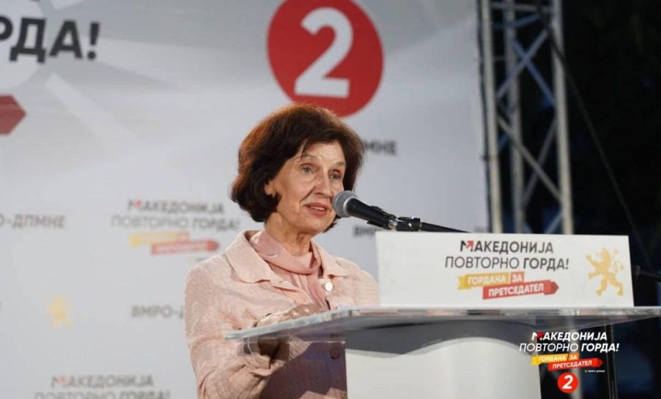 Дијаспора: Силјановска Давкова со двојно повеќе гласови од Пендаровски