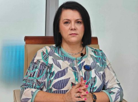 Петрова: Владата на СДСМ за 7,4 години потрошила 29,7 милијарди евра, не држат објаснувањата дека се трошело поради кризата