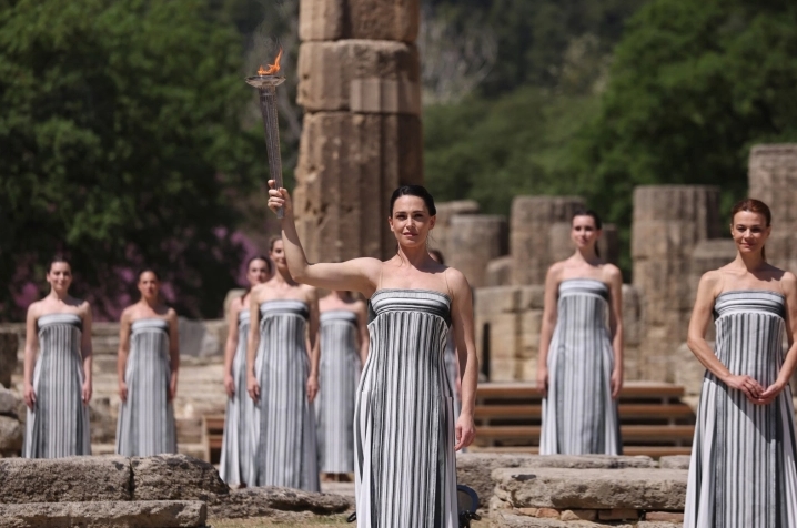 Во античка Олимпија запален олимпискиот оган за ЛОИ „Париз 2024“