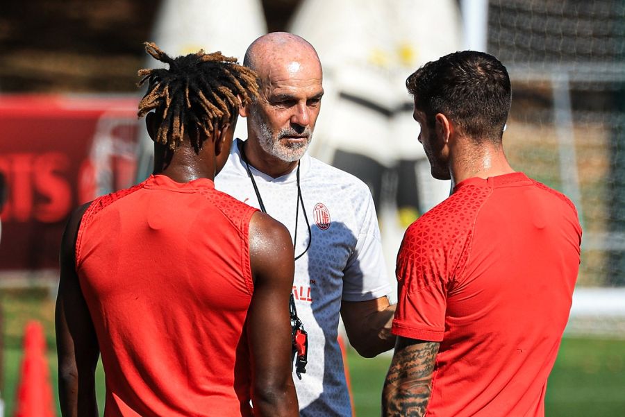 Милан веќе бара нов тренер