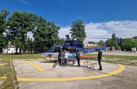 Македонски државјанин со полициски хеликоптер пренесен од Унгарија до Скопје, еве што му се случило