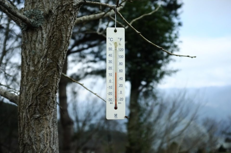СТУДЕН БРАН: Невреме во Словенија, снег во Хрватска, пад на температурите во БиХ