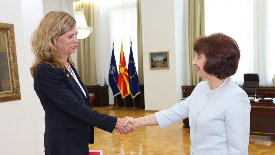 Средба на претседателката Сиљановска Давкова со амбасадорката на Швајцарија, Вероник Халман Марти