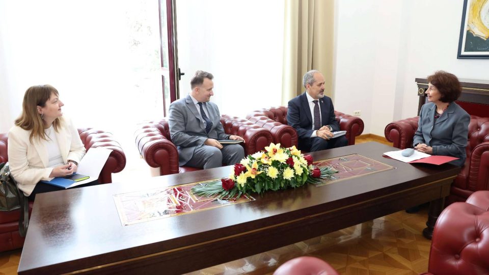 Средба на претседателката Сиљановска Давкова со Масимилиано Паолучи, директор на канцеларијата на Светската банка за Косово и за Северна Македонија