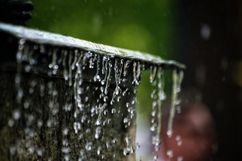 Предупредување: Пообилни поројни врнежи и грмежи во Велес