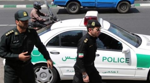 На собир во Иран уапсени над 260 лица, запленети се алкохол и дрога