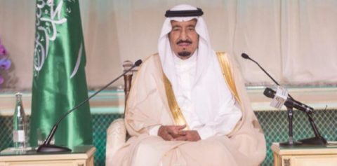 Саудискиот крал на медицински прегледи поради висока температура и болки во зглобовите