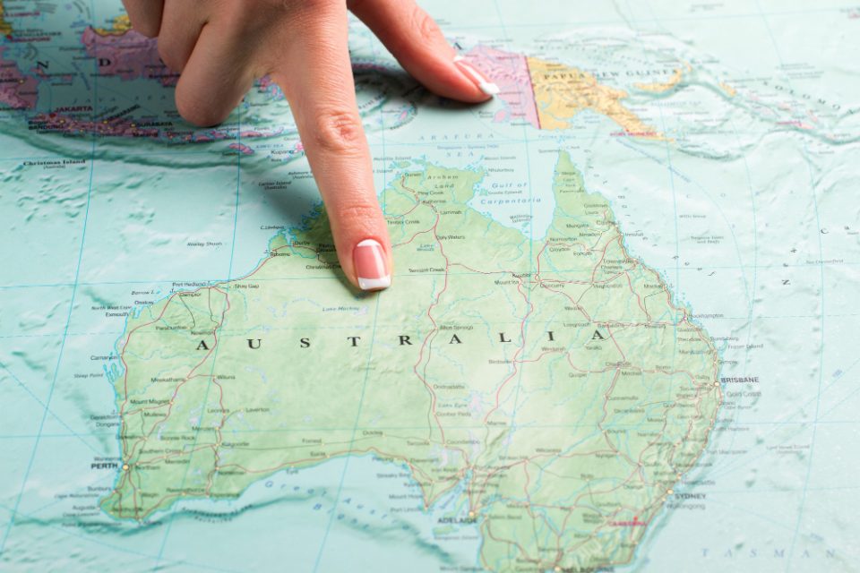 Австралија го критикуваше Израел за укинувањето на издавање визи за нејзините дипломати