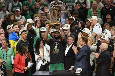 Бостон го нокаутираше Далас за нова НБА титула во својата клупска историја (ВИДЕО)
