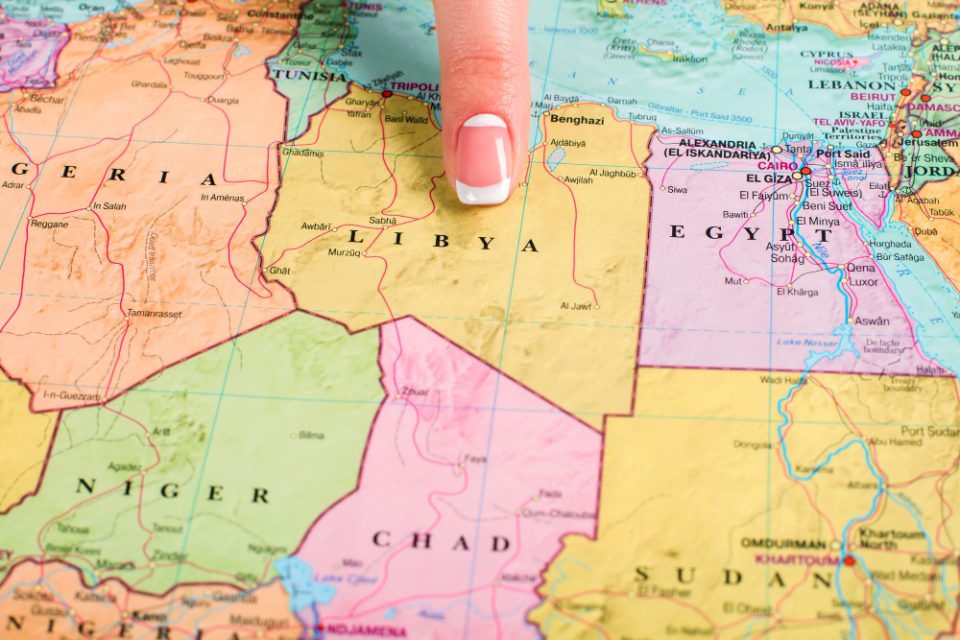 Најмалку 19 мртви, 42 исчезнати откако брод со мигранти потона кај Либија