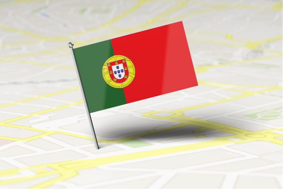 Португалскиот премиер ја повика Кина да помогне во воспоставувањето праведен и траен мир во Украина