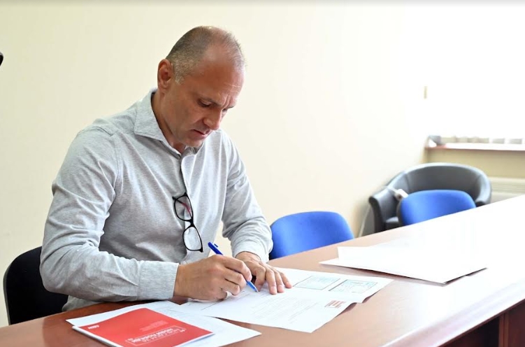 Манасиевски: Афера-Провизии кои чинат живот, модуларната болница на Филипче во моментот кога изгорела немала одобрение за поставување и употреба