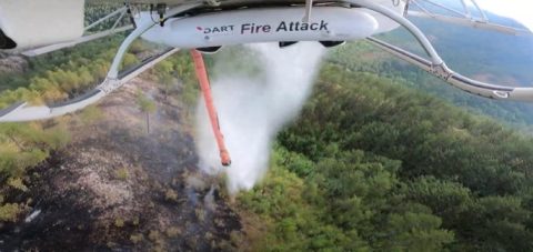 Полициските хеликоптери исфрлија над 65 тони вода врз пожарите кај селото Тажево и „Јасен“