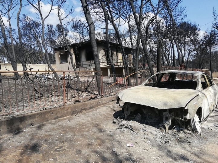 Шест години од катастрофалните пожарите во близина на Атина со над 100 жртви