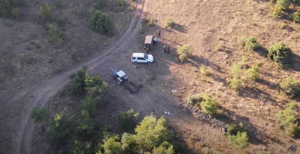 ВИДЕО: Дроновите ги даваат првите резултати, уапсени две лица затекнати при незаконска сеча на дрва на Серта