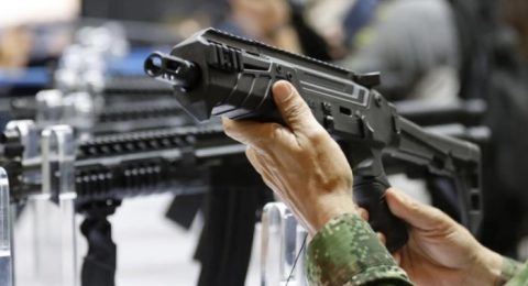 Австралиската влада најави откуп на оружје по нападот на плажата Бонди