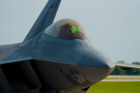 „Ќе ја срамниме Москва со земја ако го нападнат Брисел“