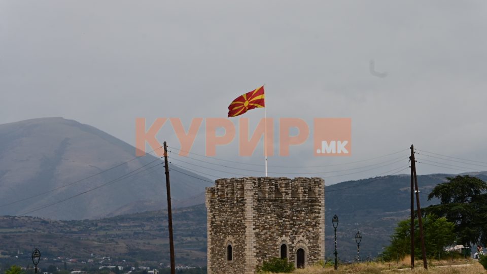 Претпладне сончево, попладне нестабилно со краткотраен пороен дожд