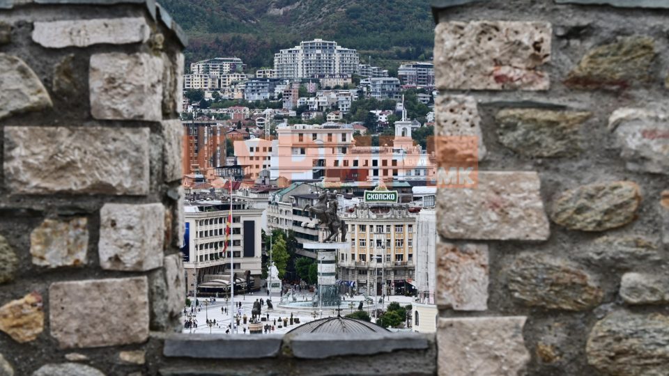 ВМРО-ДПМНЕ: За шест месеци Македонија ја посетиле скоро 400 илјади странски турист, тоа е раст од 20% споредено со лани
