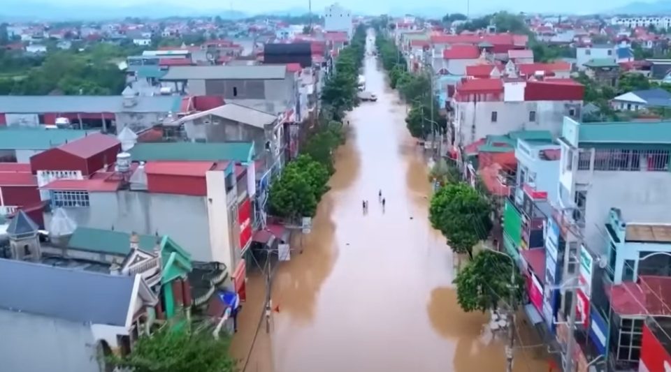 Тајфунот Јаги во Виетнам уби 65 лица, 39 се водат како исчезнати