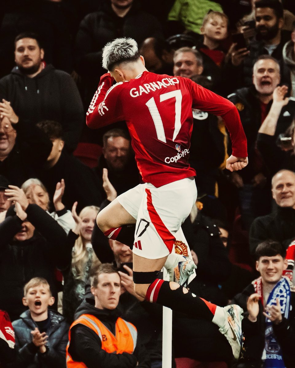 Наполи ќе преговара со Манчестер јунајтед за трансферот на Гарначо