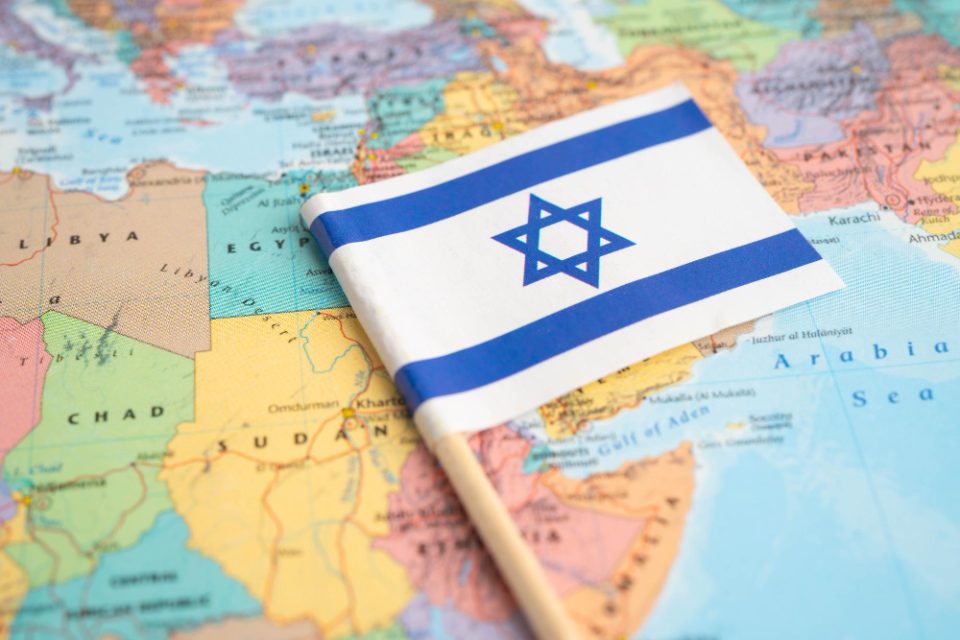 Хамас вели дека е подготвен да достави помош до заложниците ако Израел трајно отвори хуманитарни коридори