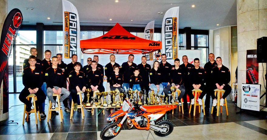 Ендуро Тим Водно убедливо прв годинава, слави четиринаесетта државна титула