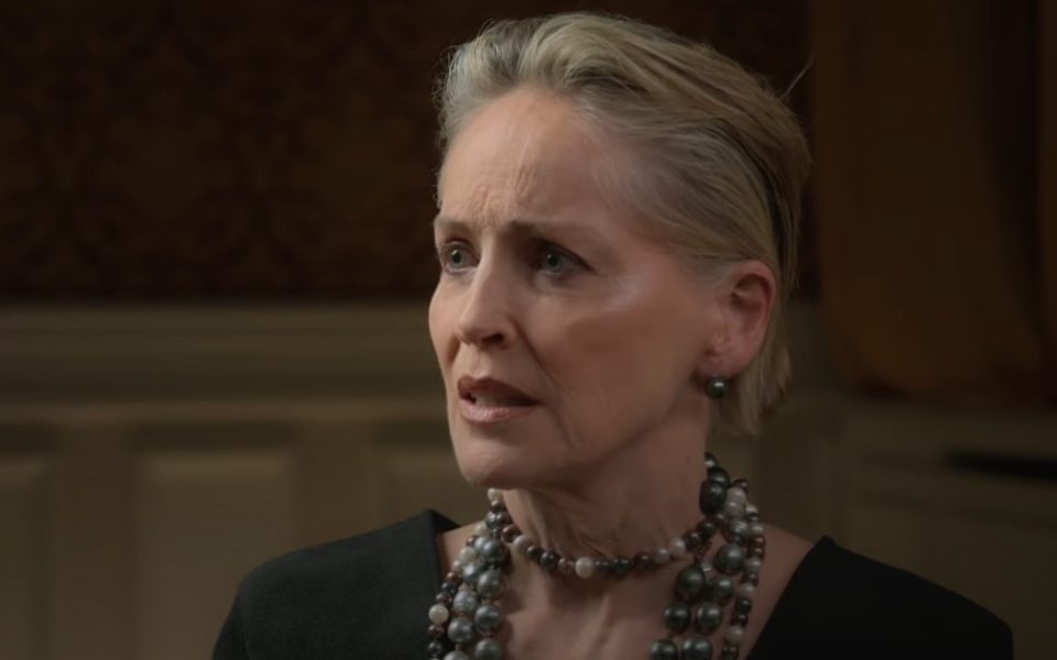 Поранешен партнер ја оставил Шерон Стоун затоа што не сакала да користи ботокс