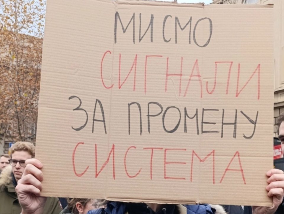 Студентски протести во Нови Сад: Властите треба да се плашат од народот, а не обратно