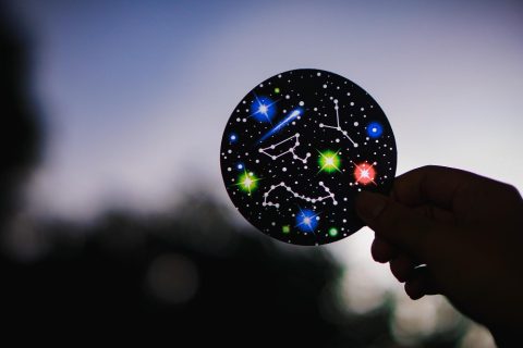 Доаѓа полна месечина во Бик: 5 ноември е клучен – судбината на 4 знаци се менува