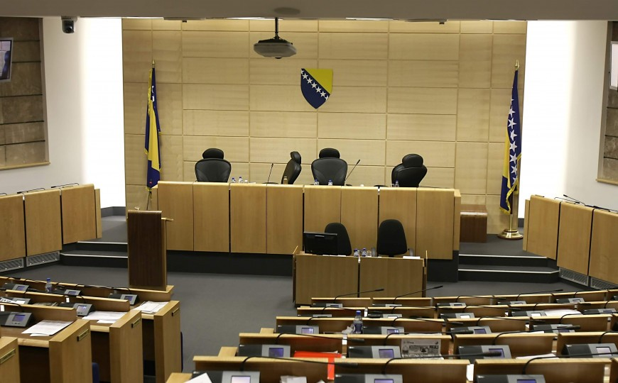 Во БИХ усвоен закон за откуп на затворска казна до една година