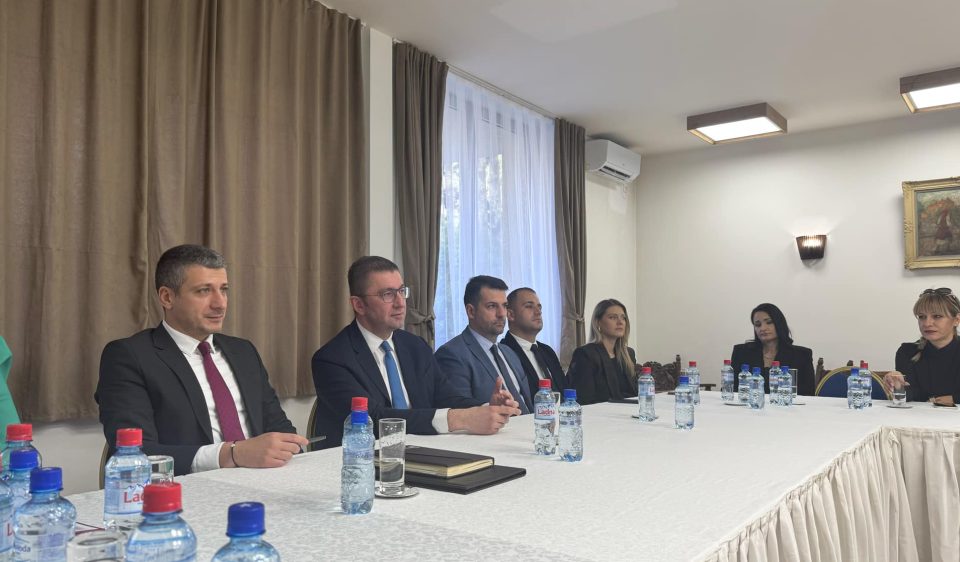 Мицкоски: Природно е да разговараме со ВРЕДИ и ЗНАМ за заеднички настап во одредена форма на локалните избори