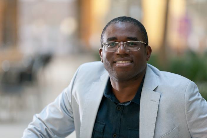 Лами во посета на Украина