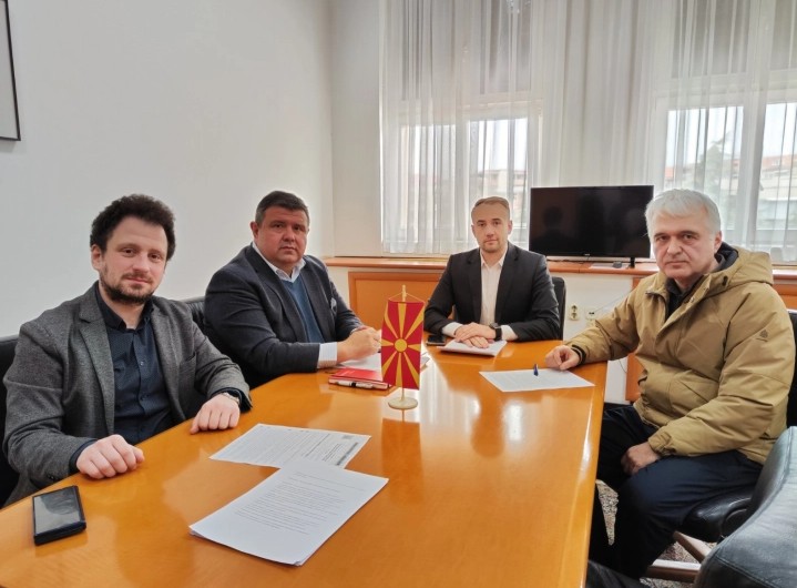 Средба пратеници од ВМРО-ДПМНЕ и ЗНАМ со неформалната група на професионални сметководители