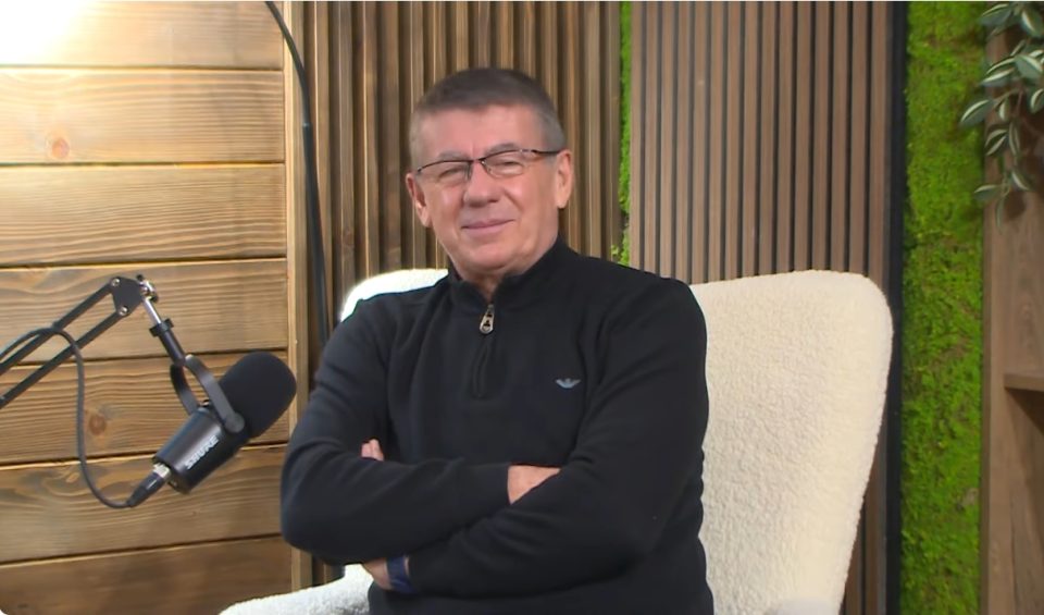 Петар Георгиевски Камиказа: Пет години играв улоги со Шербеџија во Суботица, а кога се вратив во Скопје овие овде ме тераа две години да сум статирал! (ВИДЕО)