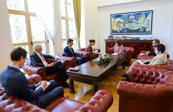 Средба на претседателката Сиљановска-Давкова со претставници на Меѓународниот монетарен фонд