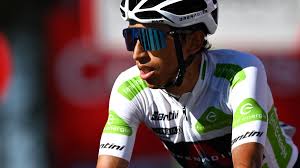 Тежок пад на велосипедистот Егал Бернал