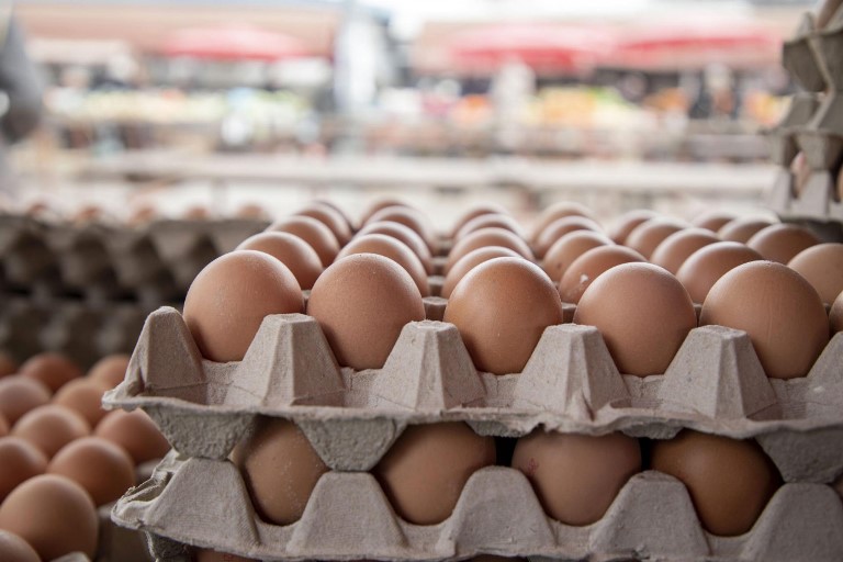 Од продажба во САД повлечени 20 милиони јајца откако 21 лице се зарази со салмонела