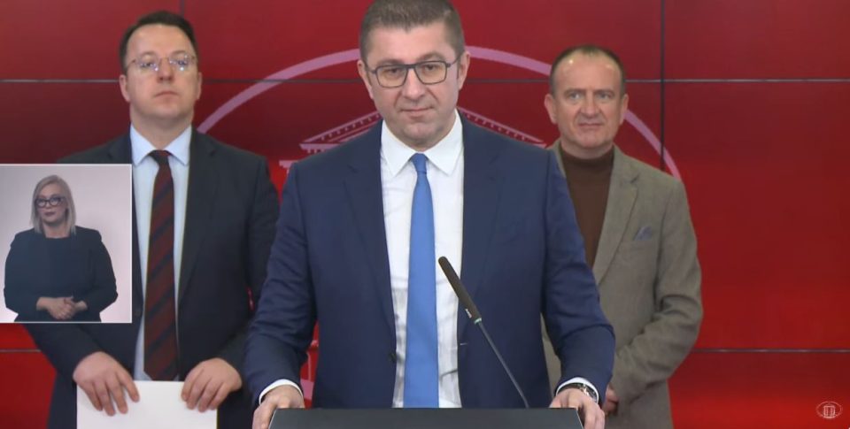 Мицкоски има доверба во Меџити, на ДУИ им порача да достават докази