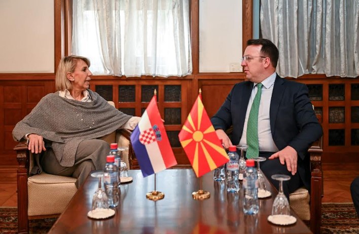 Средба Николоски-Тигањ: Одличните билатерални односи да ги надградиме со зголемување на трговската соработка меѓу двете земји
