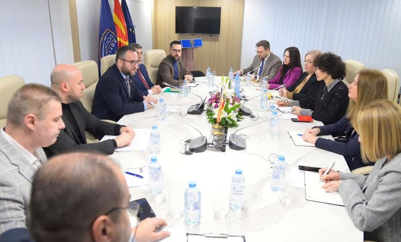 Тошковски на средба со постојаниот координатор на ООН во Македонија, Рита Колумбиа