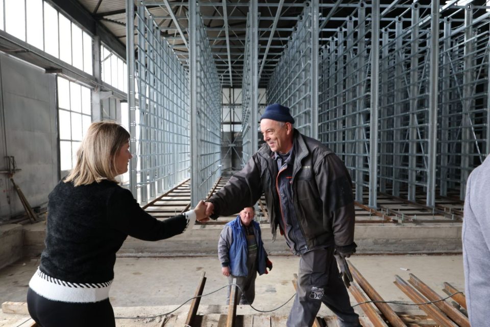 Божиновска во ИГМ Вратница, ресурсите под контрола, компаниите во развој