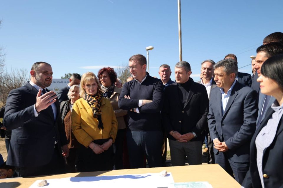 Се решава повеќе децениско барање на граѓаните: Започна  уредувањето на речното корито на Мала Рада во Драчево